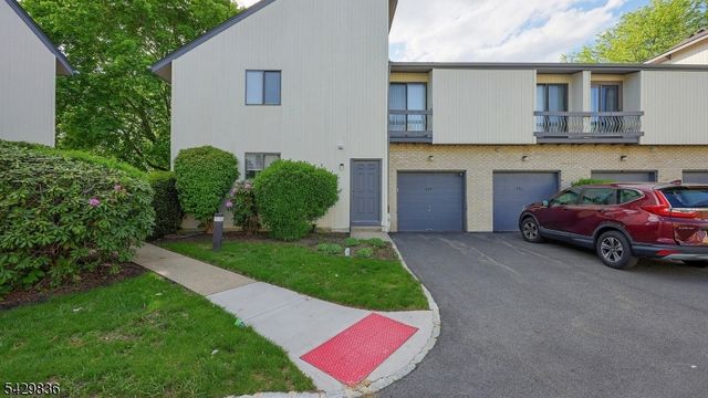 230 Arrowood Way Ondo, Bernards Twp., NJ 07920
