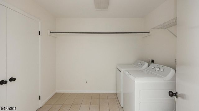 2 Springdale Ln, Warren Twp., NJ 07059