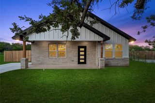 1413 Cloverleaf, Waco, TX 76705
