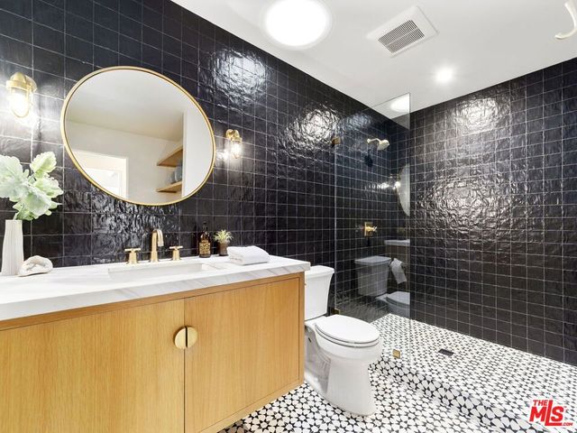 2304 Vestal Avenue, Los Angeles, CA 90026