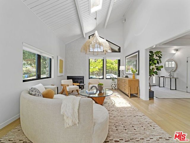 2304 Vestal Avenue, Los Angeles, CA 90026