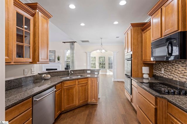 119 Birch Hill Way, Simpsonville, SC 29681
