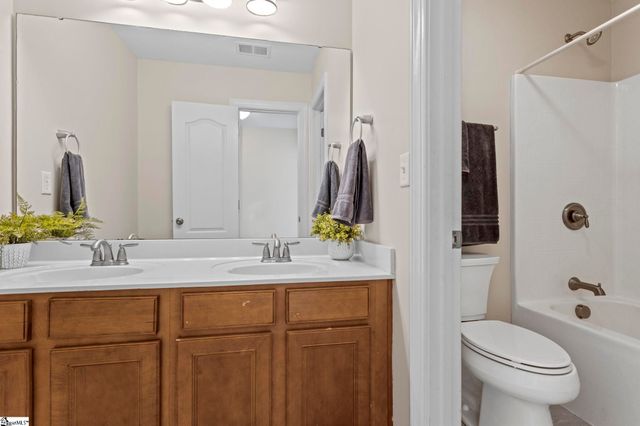 119 Birch Hill Way, Simpsonville, SC 29681