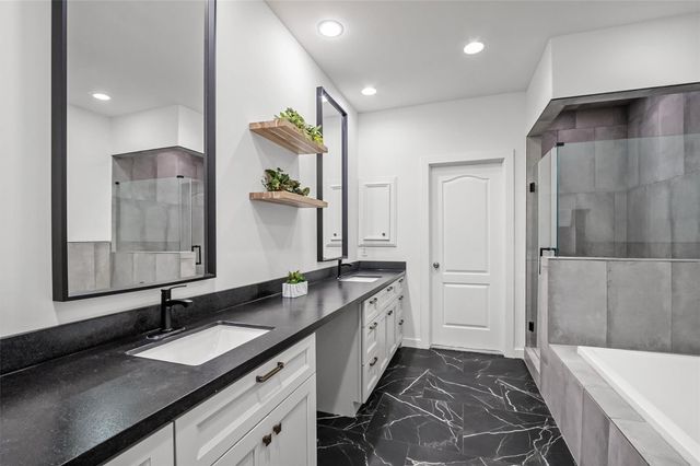 4420 Blossom Street, Houston, TX 77007
