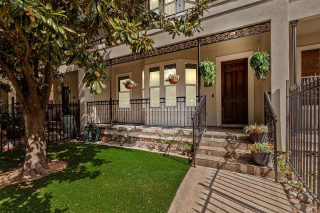 4420 Blossom Street, Houston, TX 77007