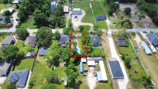 704 Cleo Street, Fresno, TX 77545