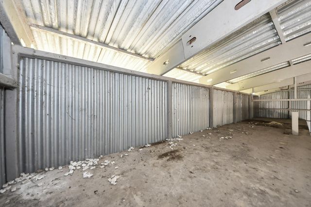 704 Cleo Street, Fresno, TX 77545