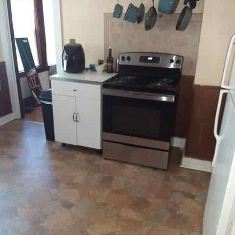 124 Bishop St 1, Framingham, MA 01702