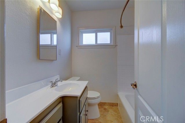 11607 175th, Artesia, CA 90701