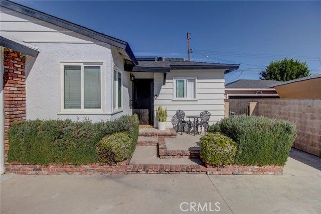 11607 175th, Artesia, CA 90701