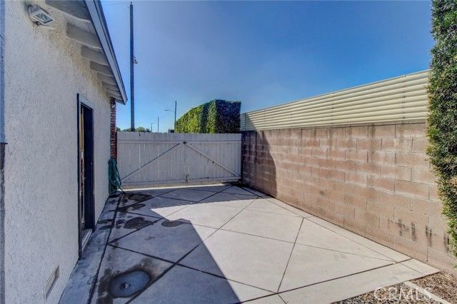 11607 175th, Artesia, CA 90701