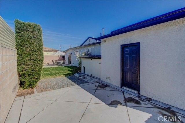 11607 175th, Artesia, CA 90701