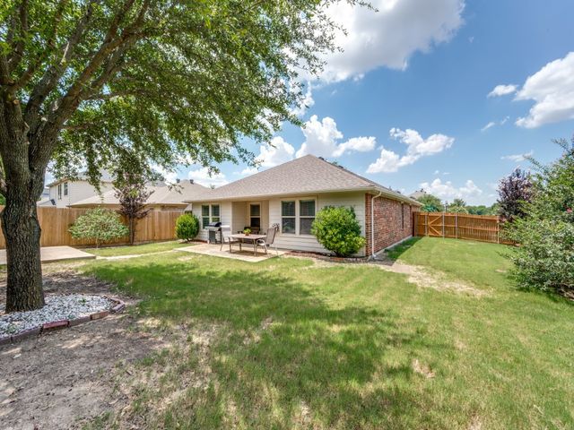 2216 Julian Drive, Mckinney, TX 75071