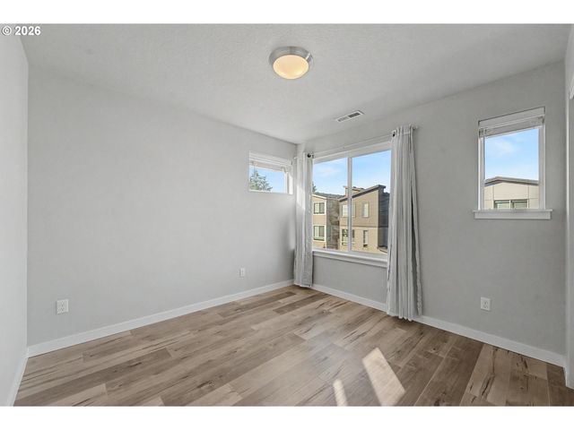 959 Sw Stellar Ter, Beaverton, OR 97005