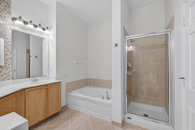 4991 Bonsai Circle 107, Palm Beach Gardens, FL 33418