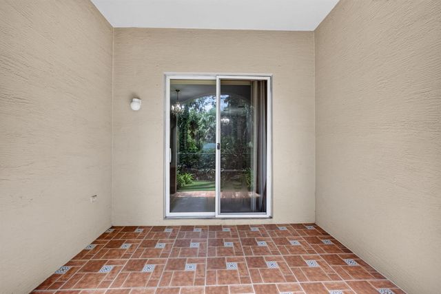 4991 Bonsai Circle 107, Palm Beach Gardens, FL 33418