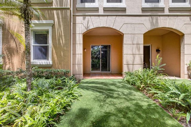 4991 Bonsai Circle 107, Palm Beach Gardens, FL 33418