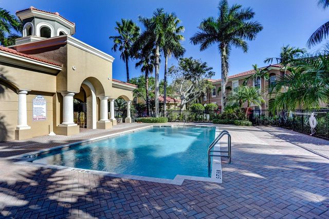 4991 Bonsai Circle 107, Palm Beach Gardens, FL 33418