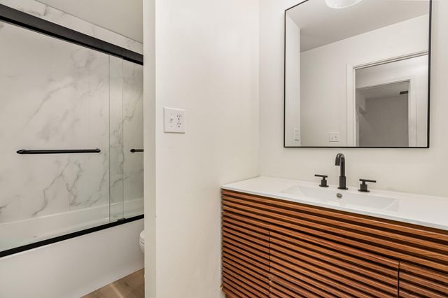 1001 Hicks Pike, Walton, KY 41094