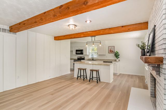 1001 Hicks Pike, Walton, KY 41094