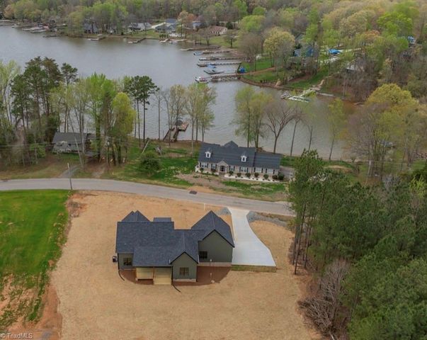 1314 Riverside Drive, Lexington, NC 27292