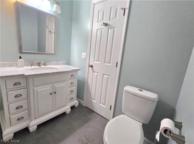 1044 Canyon View Road 703F, Sagamore Hills, OH 44067