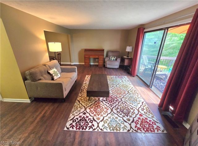 1044 Canyon View Road 703F, Sagamore Hills, OH 44067