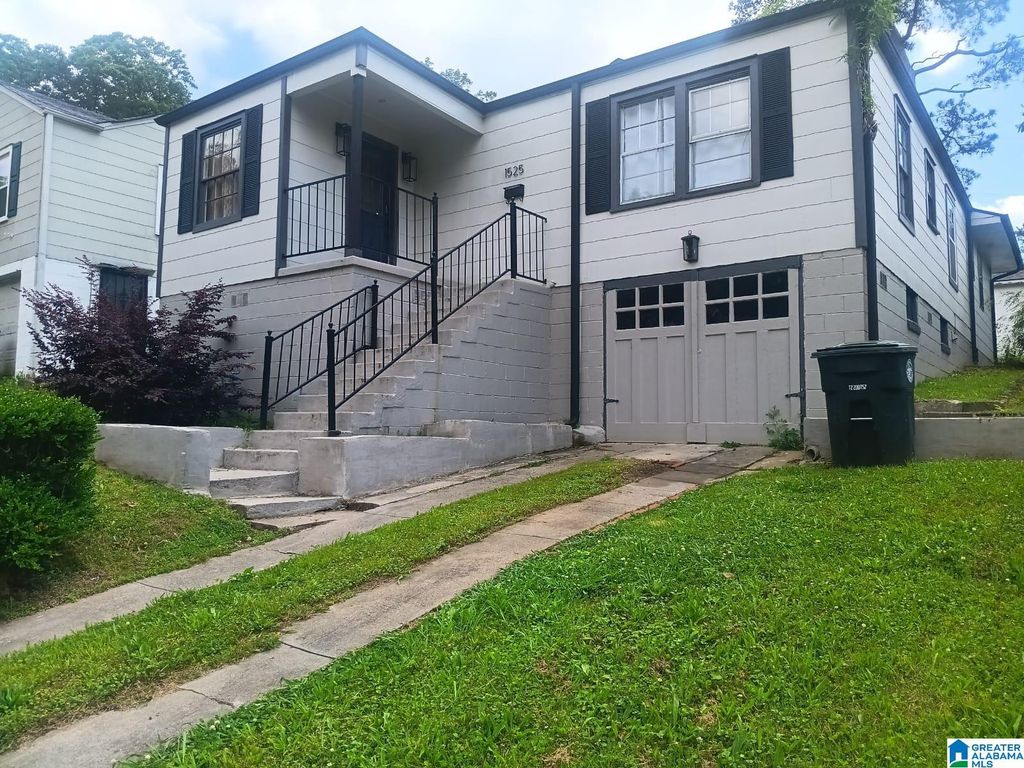 1525 8TH COURT W, Birmingham, AL 35208