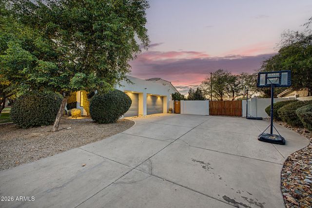 7398 E CORTEZ Road, Scottsdale, AZ 85260