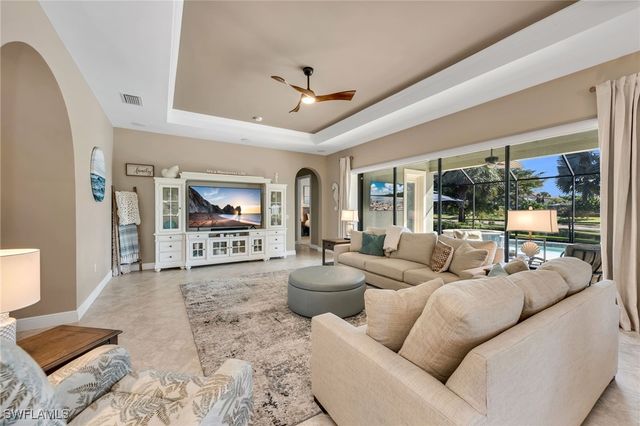 10185 Belcrest BLVD, Fort Myers, FL 33913