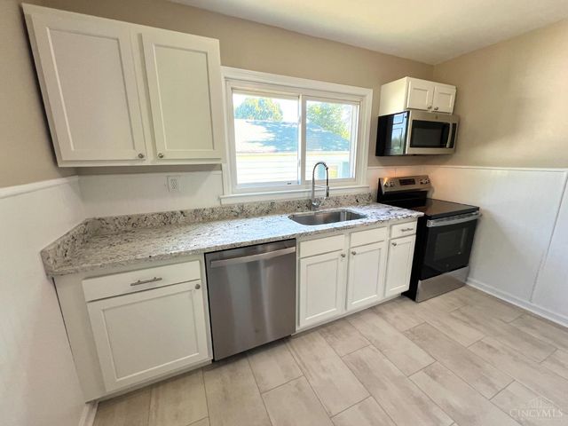 365 Sunset Drive, South Lebanon, OH 45065