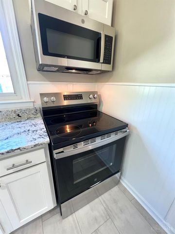 365 Sunset Drive, South Lebanon, OH 45065