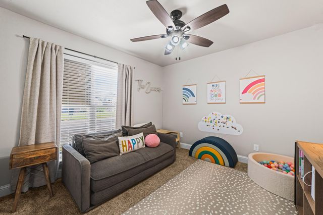 203 Cowboy Lane, Wolfforth, TX 79382