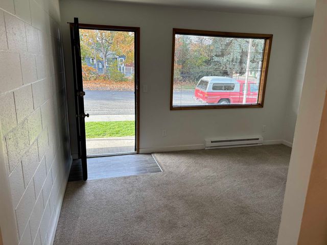 2626 N Hemlock St, Spokane, WA 99205