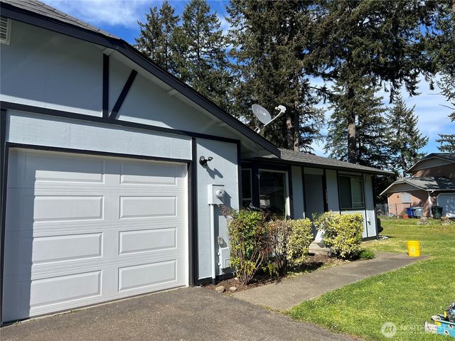 1521 1523 151st Street Ct S, Spanaway, WA 98387