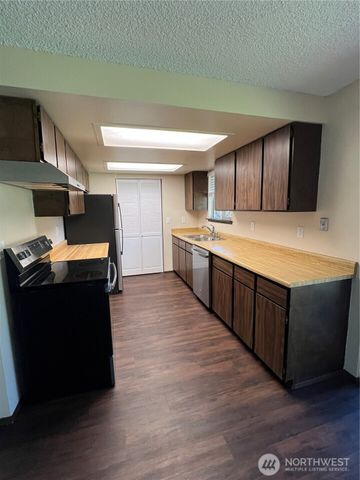 1521 1523 151st Street Ct S, Spanaway, WA 98387