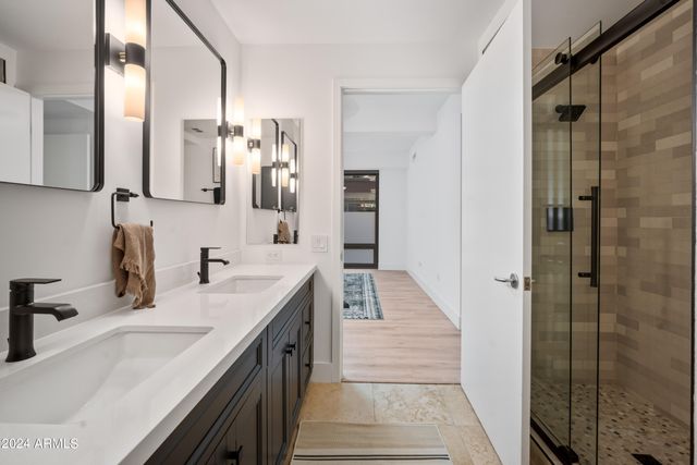 7157 E Rancho Vista Drive 2010, Scottsdale, AZ 85251