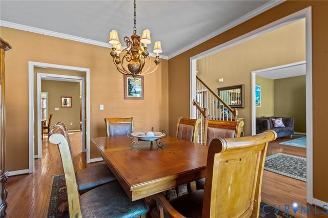 11007 Wooferton Ct, Midlothian, VA 23112