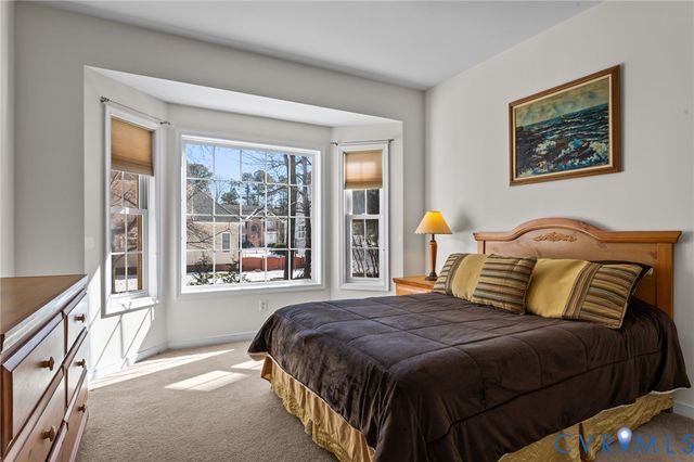 11007 Wooferton Ct, Midlothian, VA 23112