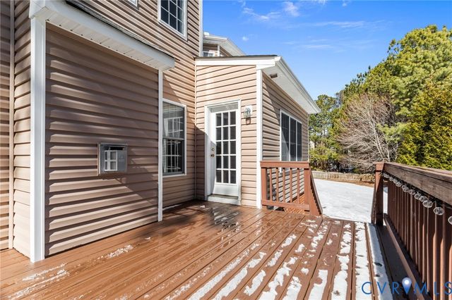 11007 Wooferton Ct, Midlothian, VA 23112