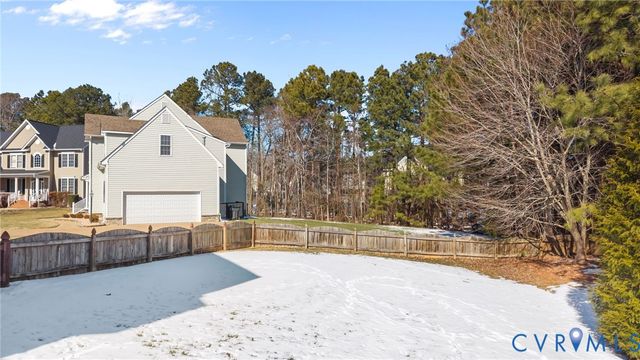 11007 Wooferton Ct, Midlothian, VA 23112