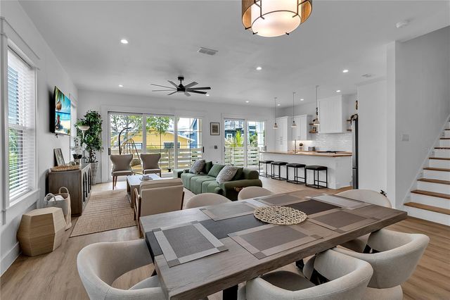 2215 AVENUE C, Bradenton Beach, FL 34217