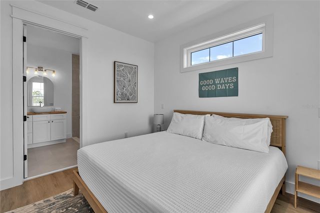 2215 AVENUE C, Bradenton Beach, FL 34217