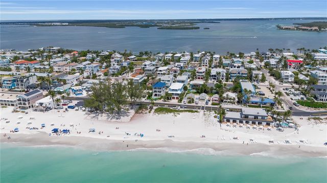2215 AVENUE C, Bradenton Beach, FL 34217