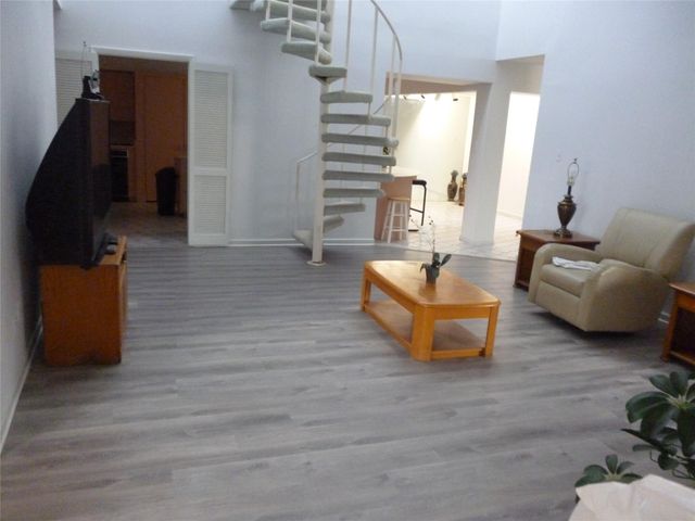 11003 Colebrook Drive, Houston, TX 77072