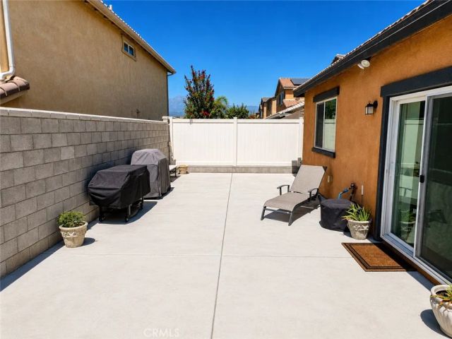 5011 Vanderham Way, Jurupa Valley, CA 91752
