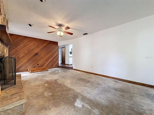 6529 HEREFORD DRIVE, Lakeland, FL 33810