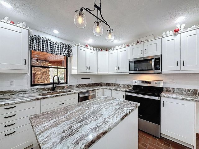 6529 HEREFORD DRIVE, Lakeland, FL 33810