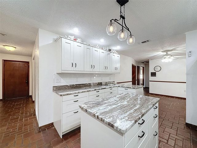 6529 HEREFORD DRIVE, Lakeland, FL 33810