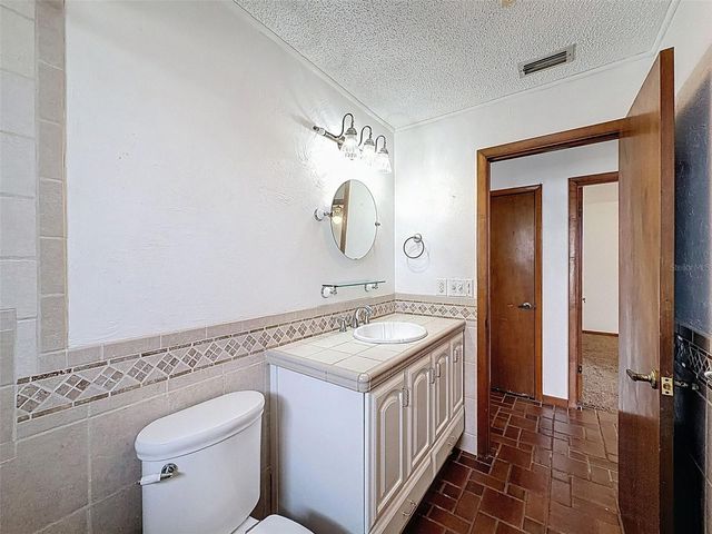 6529 HEREFORD DRIVE, Lakeland, FL 33810